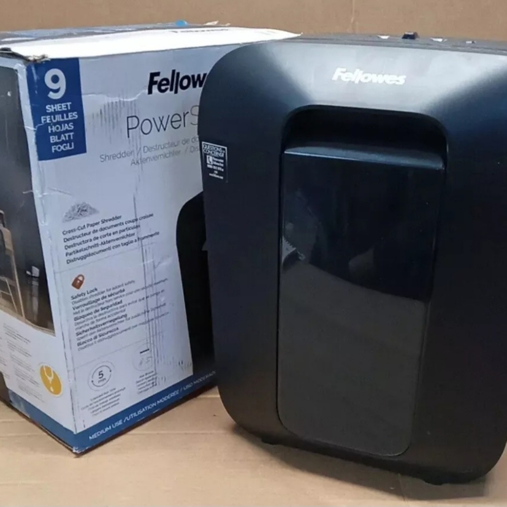 Fellowes’s LX50 9 -Sheet Shredder